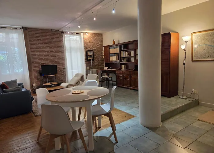 Дом отдыха Du Corupsis Вильнёв-сюр-Ло