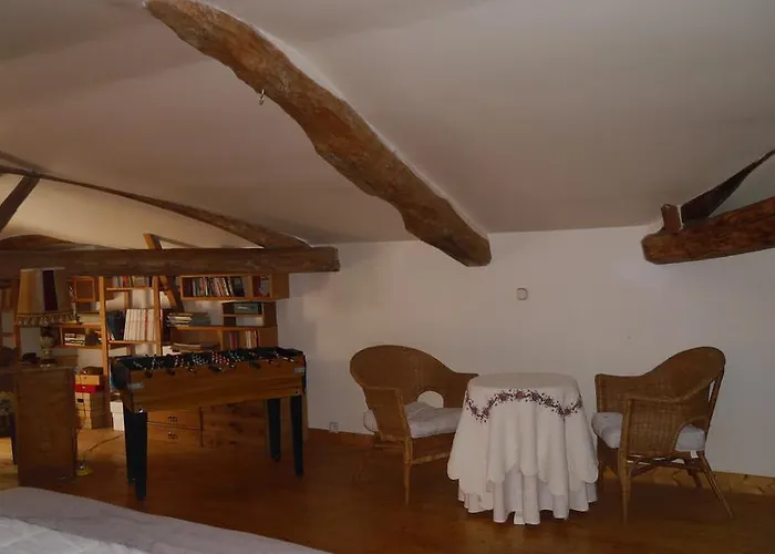 Du Corupsis Вильнёв-сюр-Ло